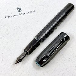 Stilou Graf von Faber Castell Pen of the Year 2022 LE Aztecs Ruthenium Trim 18k Nib F