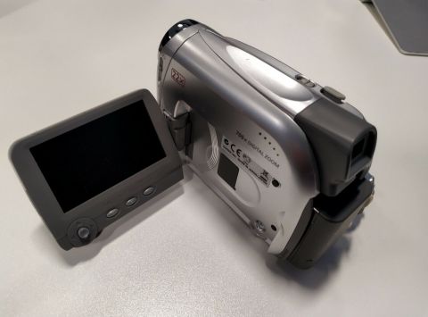 Camera Video Canon MV890