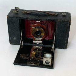 Aparat Foto Eastman Kodak No. 3 Folding Brownie TBI