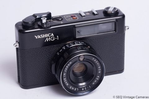 Aparat Foto Yashica MG-1 Black