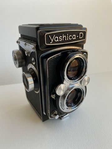 Aparat Foto Yashica D