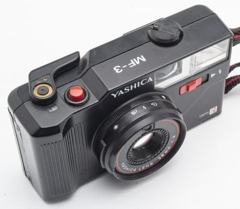 Aparat Foto Yashica MF 3